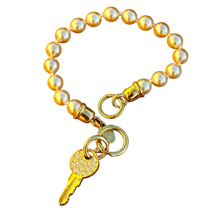 Vintage 1990s Joan Rivers Faux Pearl Charm Bracelet – Gold-Tone Rhinestone Key Pendant