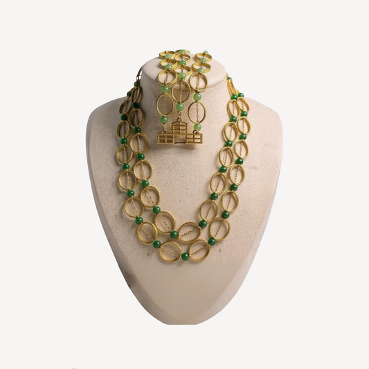 Rare Vintage Gold-Tone Multi-Strand Necklace & Bracelet Set with Green Beads – Architectural Clasp