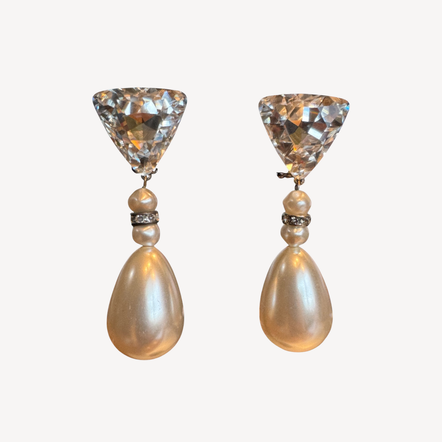 Vintage Runway-Style Clip-On Earrings – Triangle Crystal & Pearl Drop with Rhinestone Rondelle